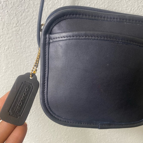 Coach Vintage Hadley zip small shoulder crossbody black leather purse - Picture 9 of 16